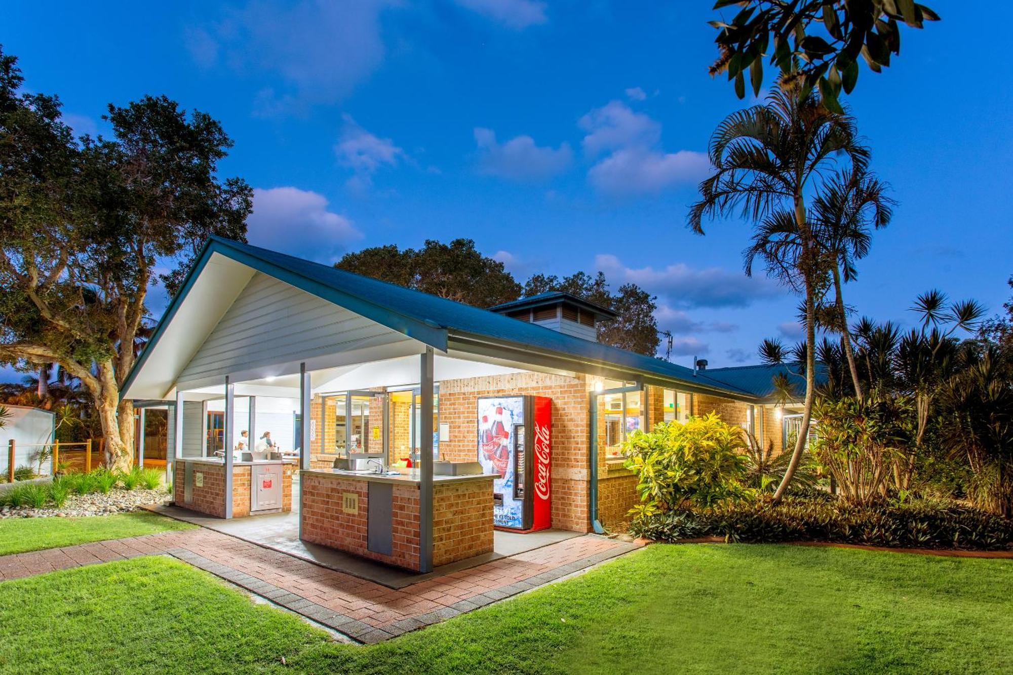 Big4 Park Beach Holiday Park Coffs Harbour Exteriör bild